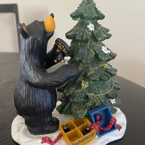 BEARFOOTS Bears “Preparing the Tree”